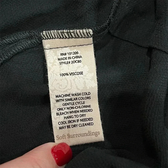 Soft Surroundings Women's Black Sleeveless Blouse Size M Casual Top - Picture 6 of 13